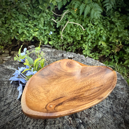 Acacia Heart-Shaped Mini Tray